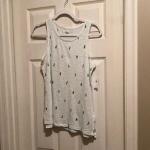 5/$3 NWT Old Navy Tank Top